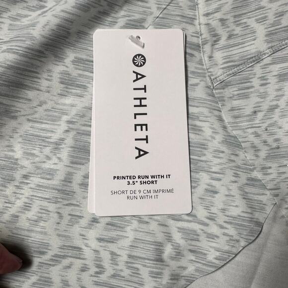 2 Pairs ATHLETA Run With It 3.5” Shorts Size 2X Textured Coral and Gray NWT - Picture 2 of 11